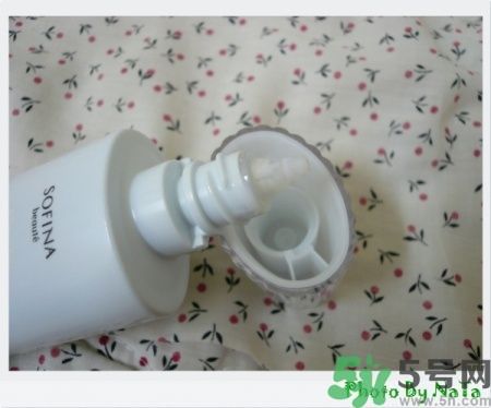 蘇菲娜sofina防曬霜哪款好用？sofina防曬白蕾絲藍(lán)蕾絲區(qū)別