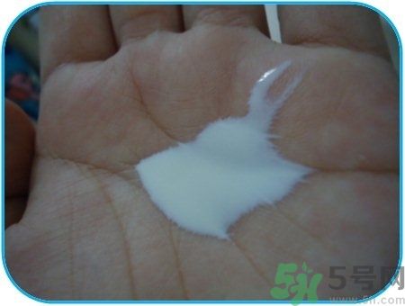 sofina蘇菲娜防曬霜要卸妝嗎？sofina防曬區(qū)別有哪幾種