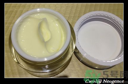 霓凈思適合什么年齡段？Neogence是什么化妝品牌子？