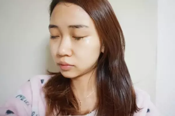 春雨黑盧卡面膜臉正在過敏可以用嗎？臉上過敏能用春雨黑盧卡面膜嗎