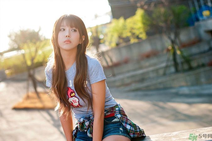 初中女生月經(jīng)不規(guī)律怎么回事？初中生月經(jīng)不準(zhǔn)怎么辦？