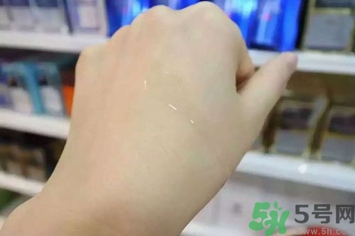 AHC神仙水效果怎么樣？AHC神仙水怎么用？