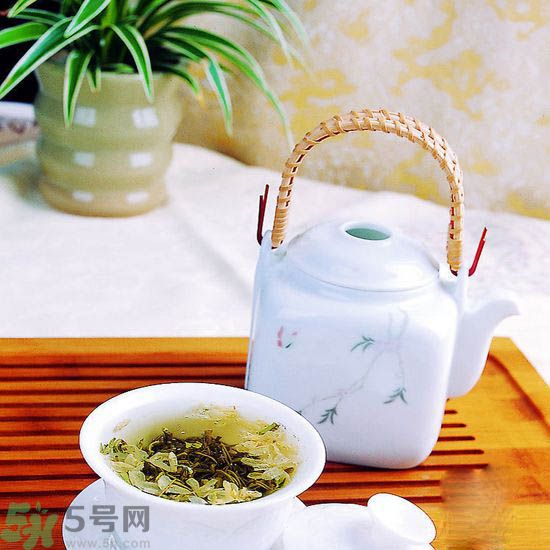 痛風(fēng)可以喝茉莉花茶嗎？痛風(fēng)喝茉莉花茶好嗎？