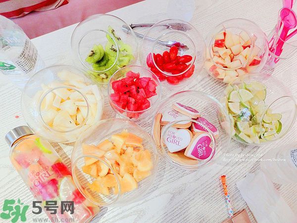 寵愛之名寵愛女孩面膜怎么樣？寵愛女孩礦物云絲面膜好用嗎？