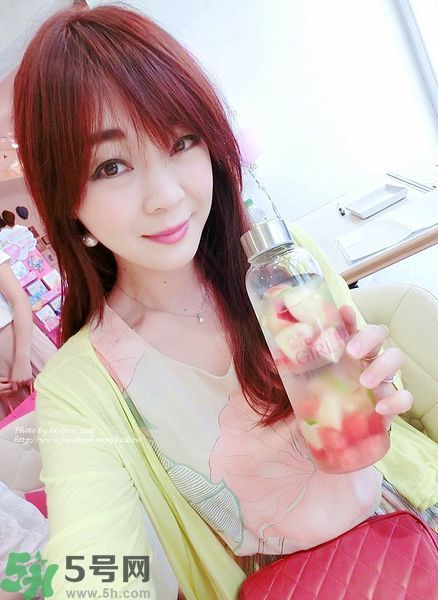 寵愛之名寵愛女孩面膜怎么樣？寵愛女孩礦物云絲面膜好用嗎？