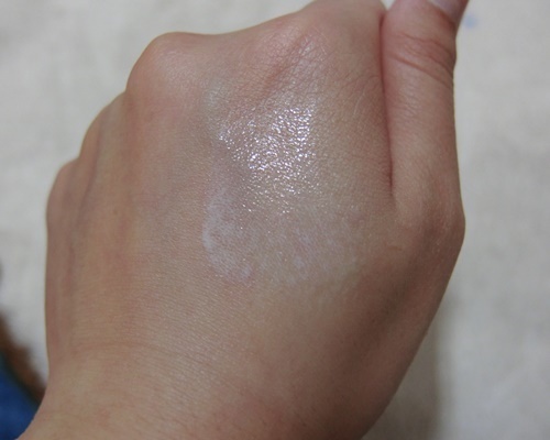 美寶蓮夢(mèng)幻奇跡控油透潤(rùn)持妝乳怎么樣？好用嗎？