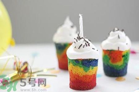 彩虹雪糕怎么做？彩虹雪糕做法視頻