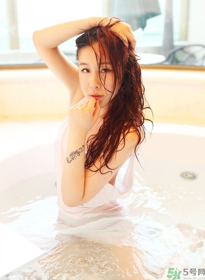 女性月經(jīng)期間可以做愛嗎？月經(jīng)期間做愛女性會得婦科病嗎？