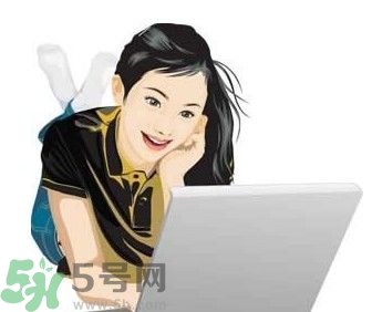 整天對著電腦，怎么減少對皮膚的傷害？