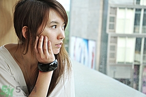 高冷是什么意思？別人說我高冷怎么辦？