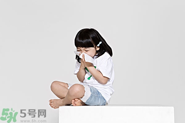 打噴嚏真的是有人在想你嗎？打噴嚏是有人罵你嗎？