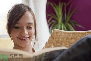 13歲女生胸部發(fā)育了正常嗎？13歲女生胸部發(fā)育要注意什么？