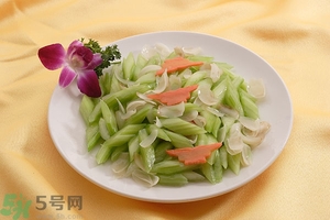 芹菜對胃好嗎？芹菜對胃病的作用？