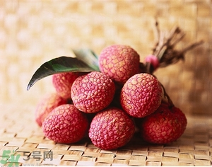 吃荔枝有什么壞處？荔枝的功效與禁忌