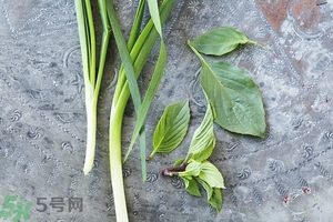 隔夜的韭菜能吃嗎？韭菜炒熟后第二天能吃嗎？