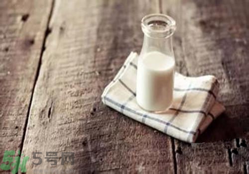 牛奶和羊奶哪個(gè)好？牛奶和羊奶哪個(gè)更有營(yíng)養(yǎng)？