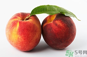 催熟的桃子怎么分辨？催熟的桃子是什么樣的