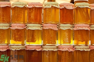 蜂蜜水一天喝幾次最好？一天喝多少蜂蜜水最好？