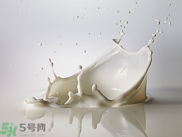 一天喝多少牛奶最好？牛奶一天喝多少合適？