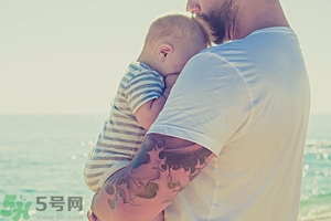洗紋身要多久才能洗掉？洗紋身后多久能沾水？
