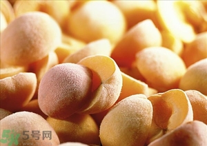 懷孕初期能吃水蜜桃嗎？孕早期吃水蜜桃好嗎？哺乳期能吃水蜜桃嗎？