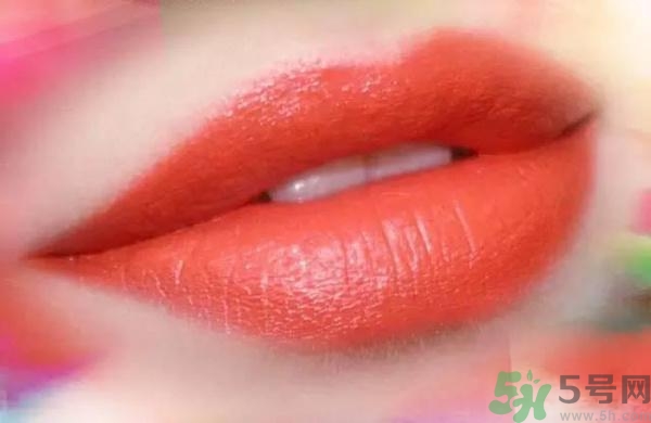 怎么選擇適合自己的口紅顏色？口紅顏色怎么選？