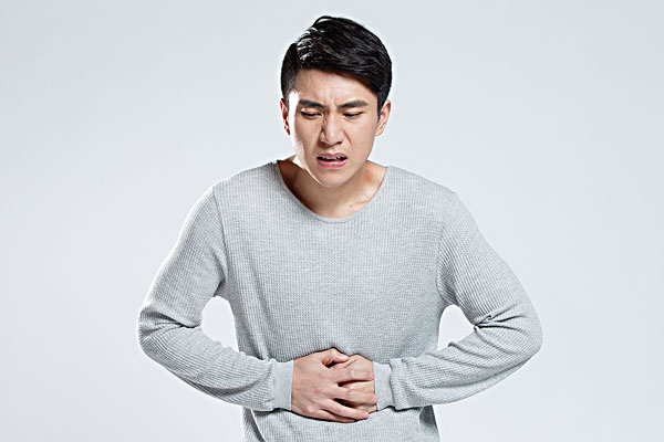 吃涼的胃疼是怎么回事？吃冷的肚子疼怎么辦？