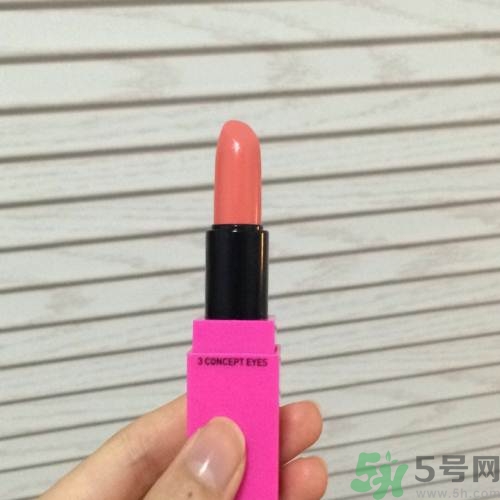 怎么選擇適合自己的口紅顏色？口紅顏色怎么選？