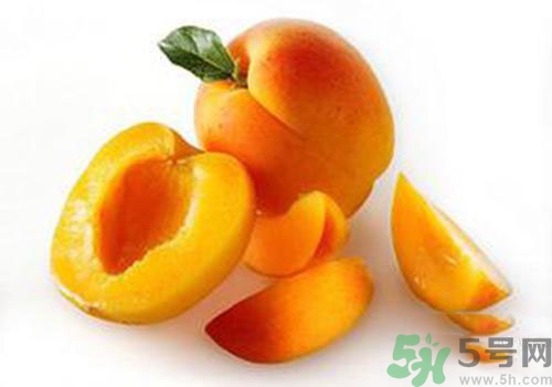 杏子沒(méi)熟可以吃嗎？吃了沒(méi)熟的杏子怎么辦？