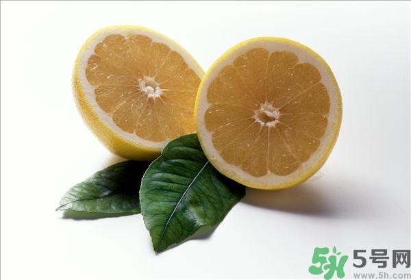 柚子是熱性的嗎？吃柚子要注意什么？