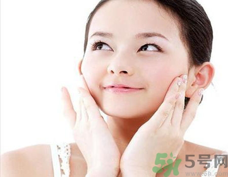 卸妝油怎么用？卸妝油的正確使用方法