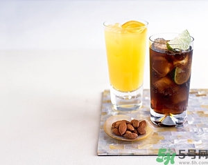 可樂第二天還可以喝嗎？隔夜的碳酸飲料可以喝嗎？