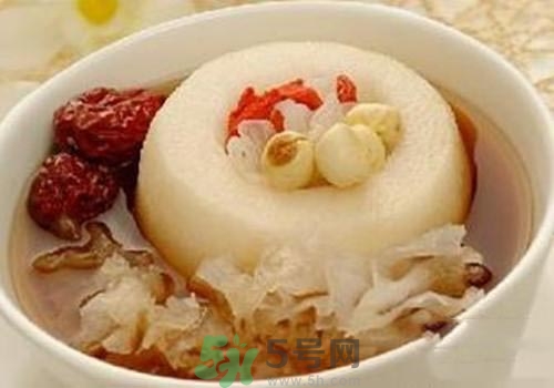 冰糖雪梨要去核嗎？燉冰糖雪梨要去核嗎？
