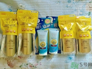 安耐曬噴霧和乳液哪個好？安耐曬噴霧和乳液區(qū)別