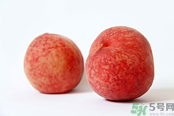 桃子裂口是什么原因？表面有裂口的桃子能吃嗎？