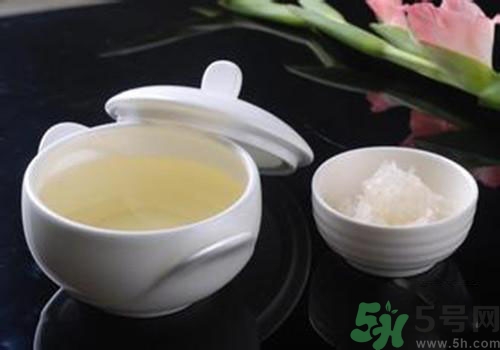 燕窩是燕子的窩嗎？燕窩是什么東西？