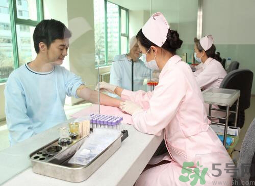 獻(xiàn)血后可以洗澡嗎？抽血后可以洗澡嗎？
