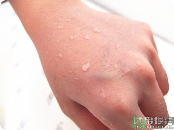 安耐曬為什么那么?。堪材蜁袷撬疇钜后w的嗎？