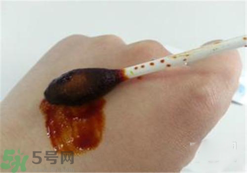 碘伏和碘酒哪個好？碘伏和碘酒有什么區(qū)別？