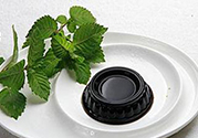 仙草是龜苓膏嗎？仙草和龜苓膏的區(qū)別？
