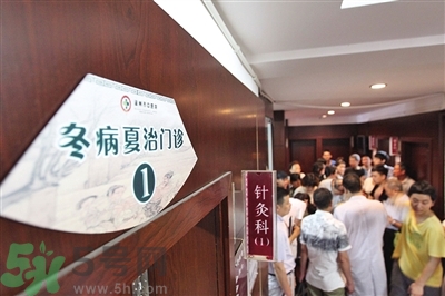 經(jīng)期可以貼三伏貼嗎？來月經(jīng)可以貼三伏貼嗎？