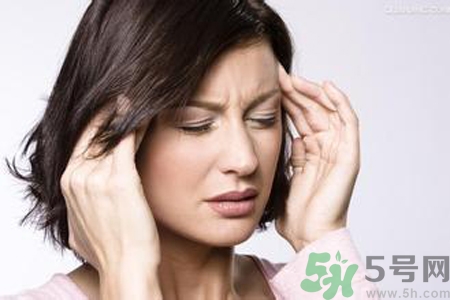 女人濕氣重的癥狀有哪些？女人濕氣重有什么表現(xiàn)？