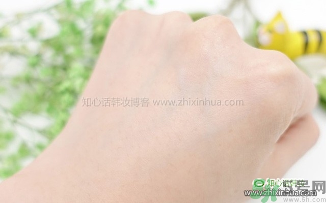 韓律艾草補(bǔ)水鎮(zhèn)靜噴霧怎么樣？好用嗎？