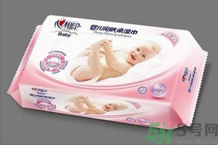 寶寶可以用濕巾紙擦屁股嗎？寶寶用濕巾紙擦屁股有什么危害？