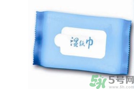 寶寶可以用濕巾紙擦屁股嗎？寶寶用濕巾紙擦屁股有什么危害？