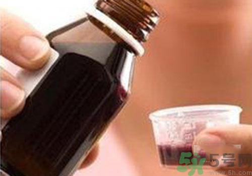 藿香正氣水可以空腹喝嗎？喝藿香正氣水的注意事項？
