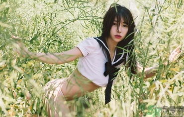16歲女生乳房發(fā)育圖片？16歲女生還能長(zhǎng)高么？