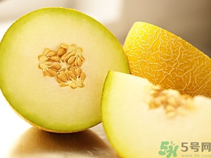哈密瓜籽能吃嗎？哈密瓜酸了還能吃嗎？