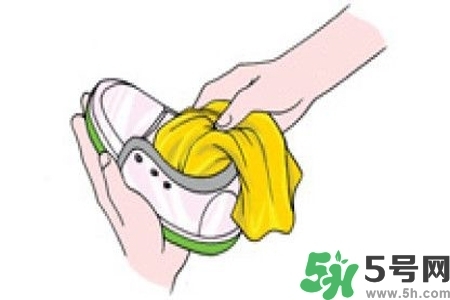 運(yùn)動(dòng)鞋怎么清洗？如何清洗運(yùn)動(dòng)鞋？