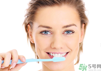做完根管治療后可以馬上刷牙嗎？做完根管治療后可以東西嗎？